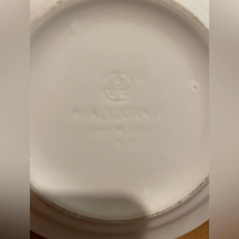 Classic White Pfaltzgraff Cup and Saucer Stoneware Set of 4, Acadia White